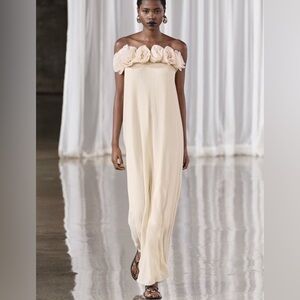 Zara LONG FLORAL KNIT DRESS in Butter